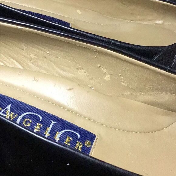 Magic shoes by Andrew Geller Size 7 1/2 small cracks in inside shown - Picture 10 of 11